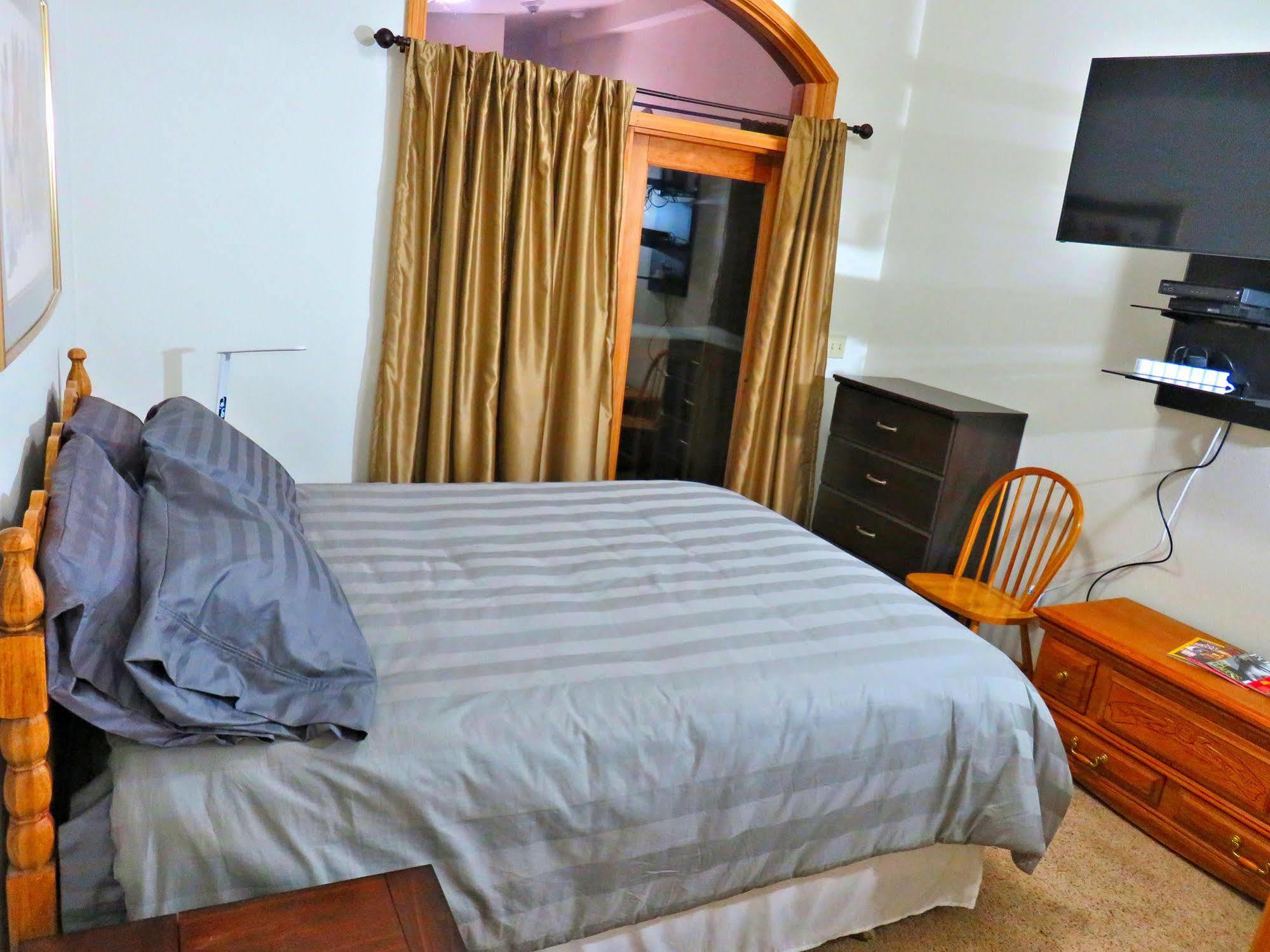 Mein Haus Bed & Breakfast Avon Dış mekan fotoğraf